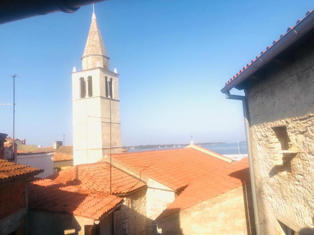 Istrian Stone House In The Heart Of The Beautiful Fishing Village Fazana - Only Few Steps From The Sea And The Wonderful Beach - Incl Plasma-Quad-Plus-Filter Against C O V I D Exterior foto