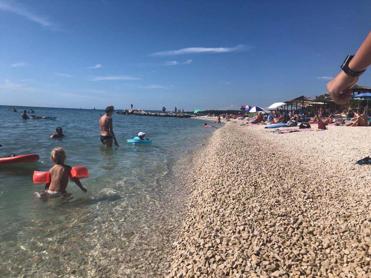 Istrian Stone House In The Heart Of The Beautiful Fishing Village Fazana - Only Few Steps From The Sea And The Wonderful Beach - Incl Plasma-Quad-Plus-Filter Against C O V I D Exterior foto